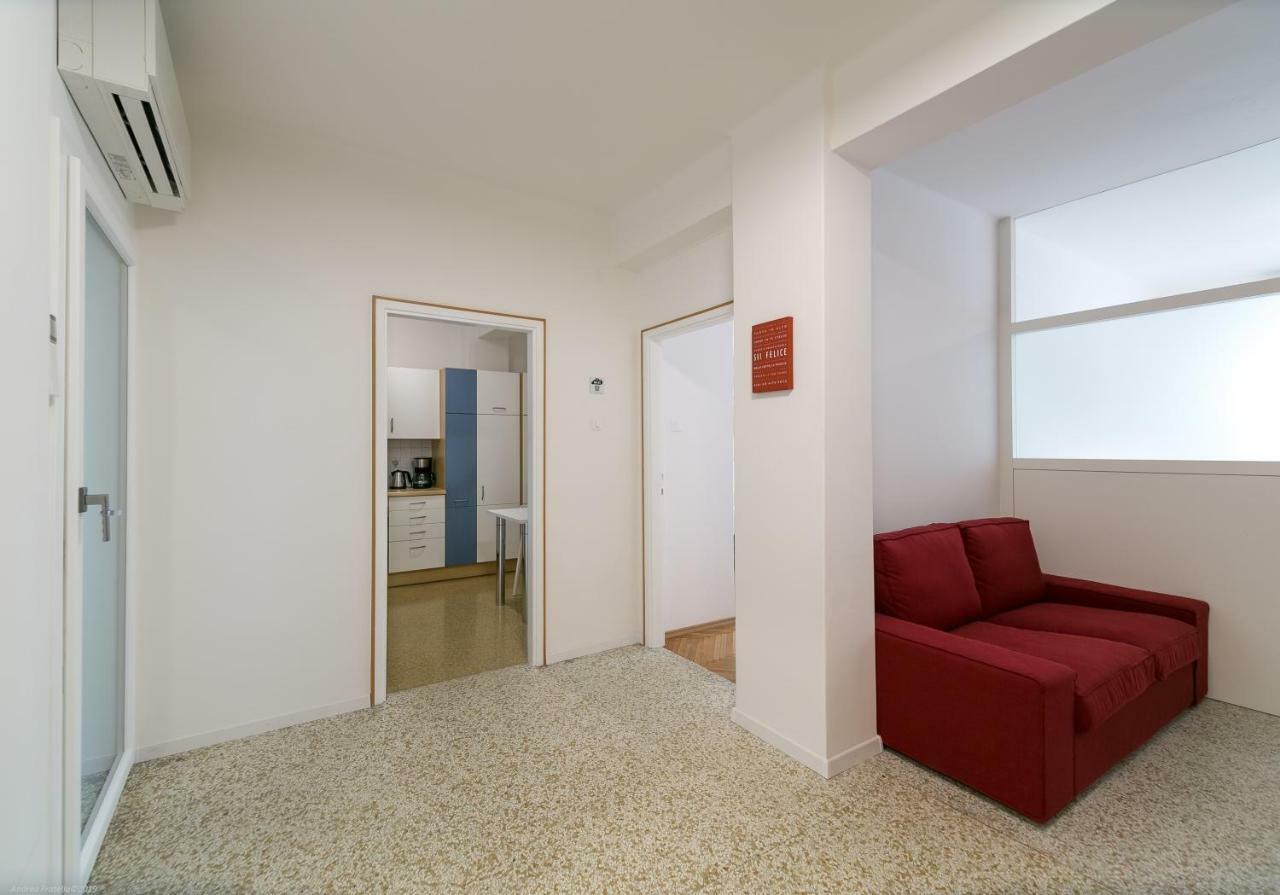 Apartment Duomo Bolzano Bagian luar foto
